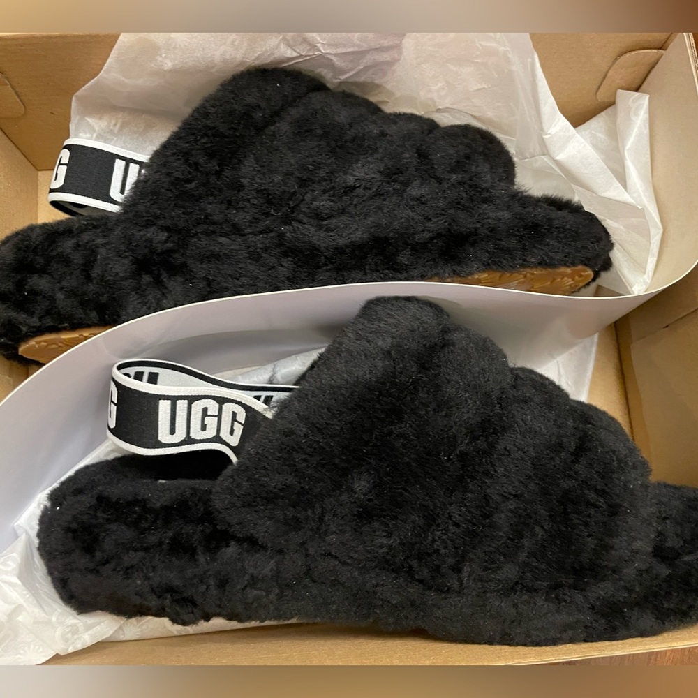 New UGG Black Fluff Yeah Slide